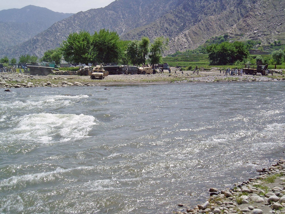Afghan, U.S. Forces Assess Pech River Valley Conditions