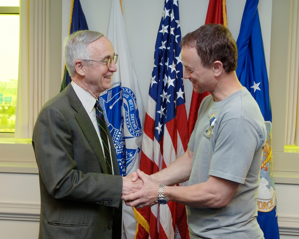Gary Sinise Honored with Superior Public Service Award for Supporting U.S. Troops