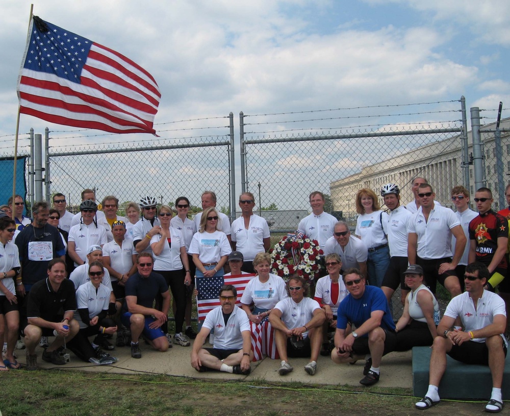 Cyclists Gather at Future Pentagon Memorial Site
