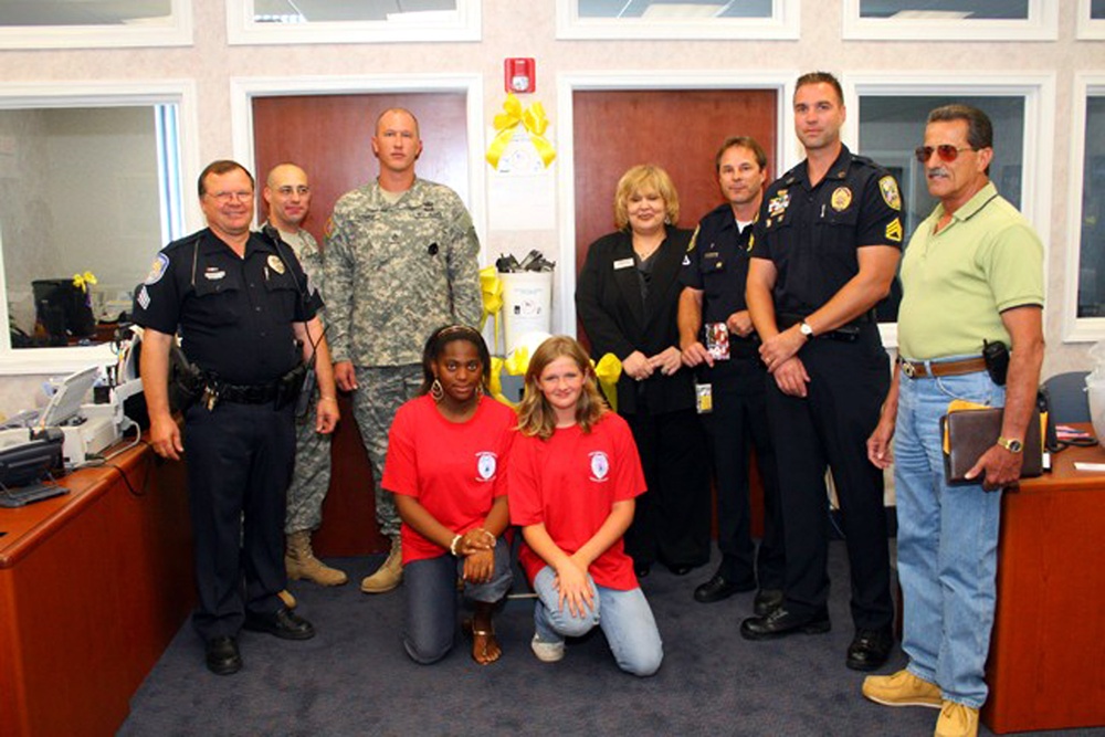 Police Athletic Leagues Collect Cell Phones for Soldiers