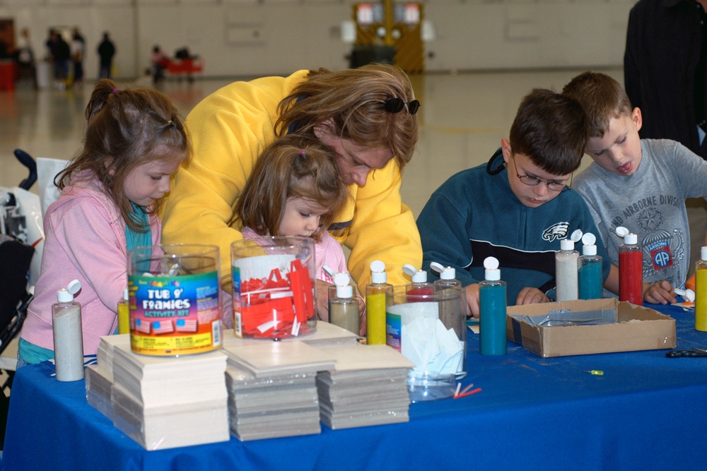 Families Enjoy Sand Art at Joint Service Open House