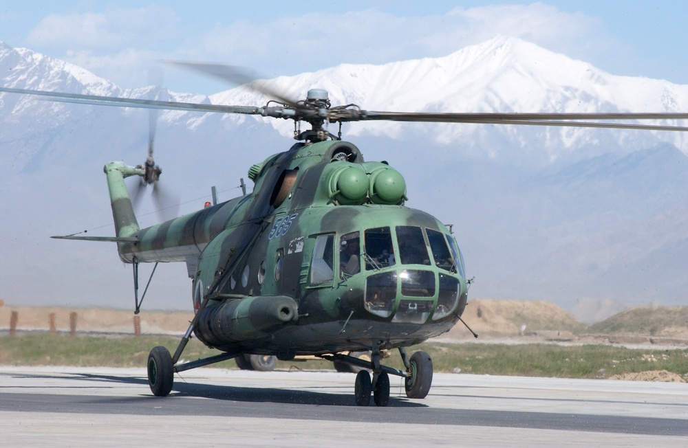 Afghan Air Force Pilots Return MI-17 Helicopter to Bagram Air Base