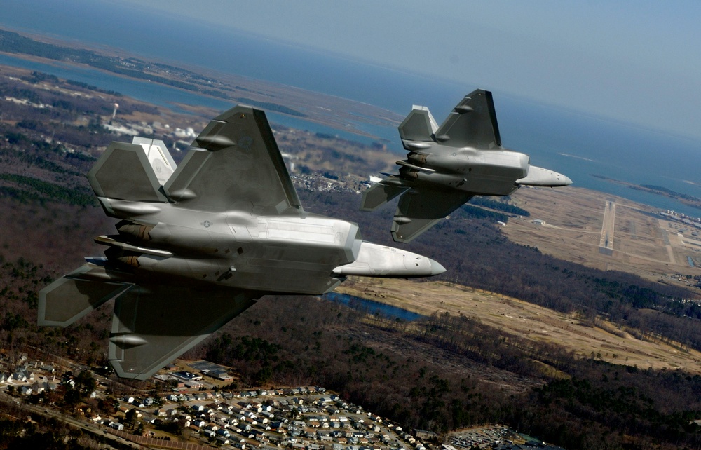 Air Force Pilots Deliver First F-22A Raptors to 94th Fighter Squadron