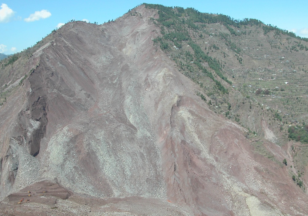 Earthquake Devastation: Mountain Collapse Dams River in Pakistan
