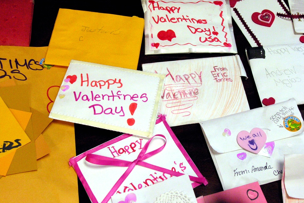 Sixth Graders Create Valentines for Veterans and Soldiers