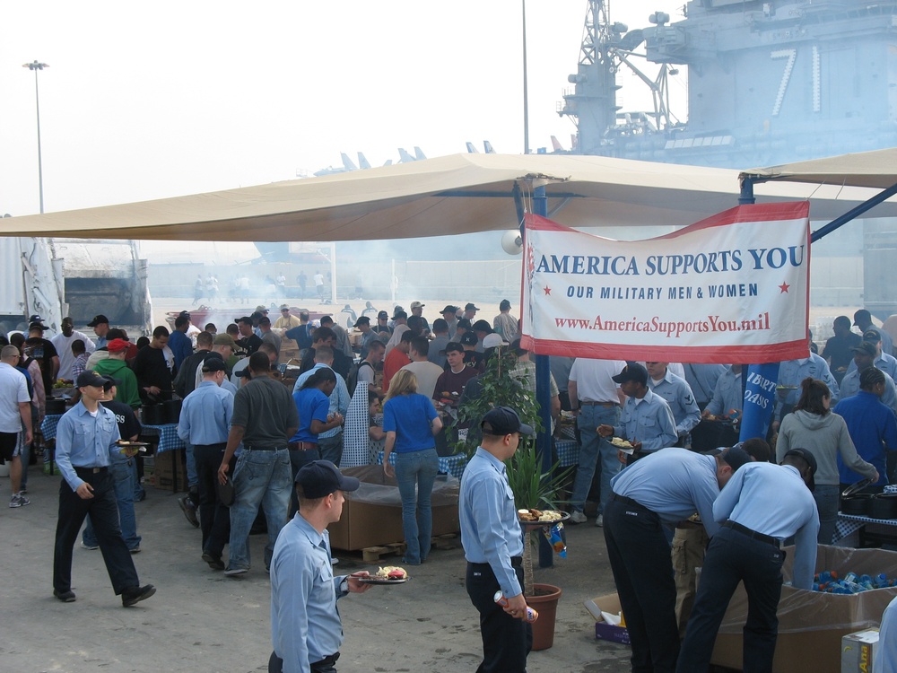 Volunteers Serve Up Barbecue Feast for Deployed Sailors in Middle East
