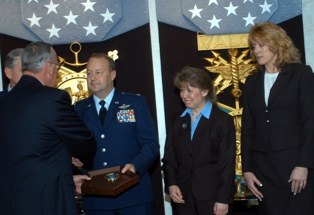 Air National Guard Commander Honored at Ceremony