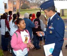 Middle Schooler Explores Military, Civilian Careers with DoD Official