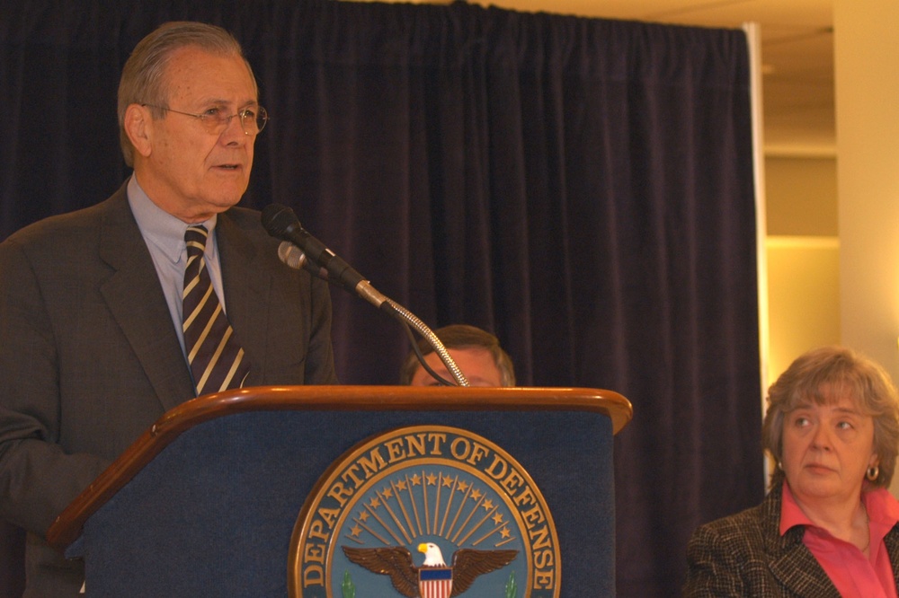 Image 10: Rumsfeld Honors MLK Legacy at Pentagon Breakfast