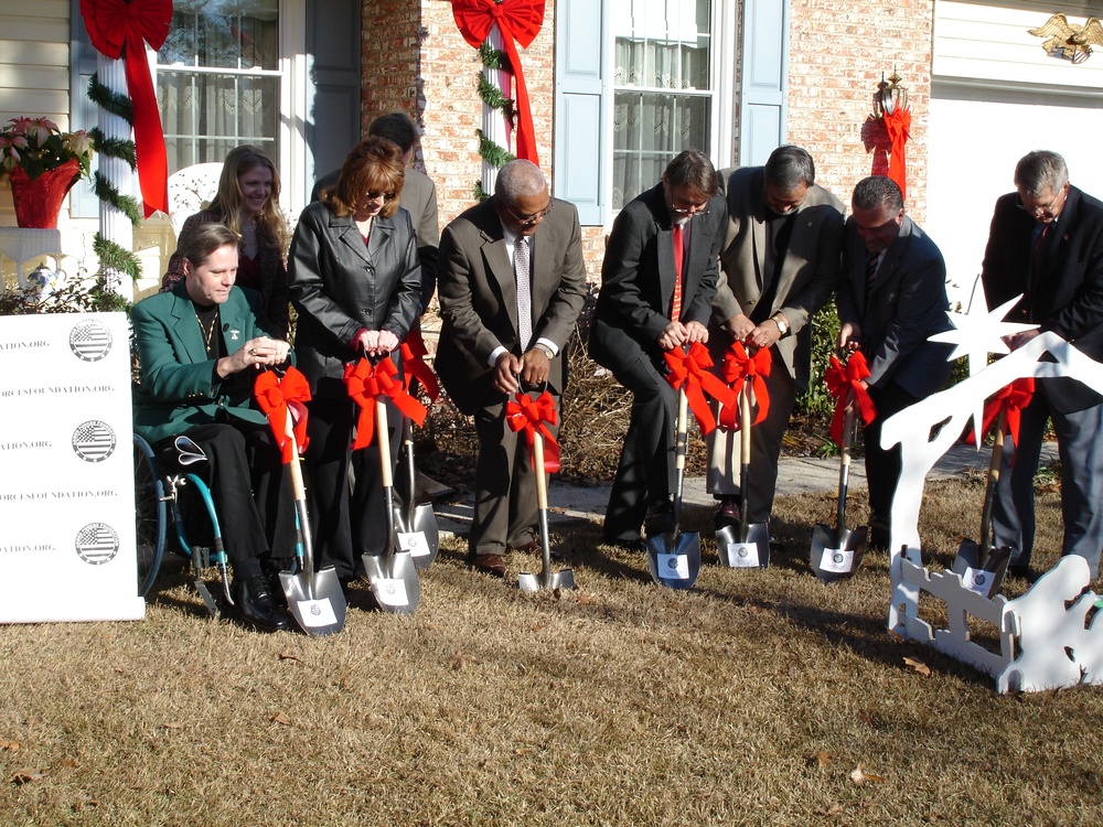 Community Comes Together to Rebuild Home in Hope Mills, N.C.