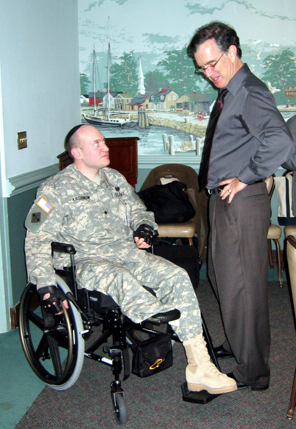 Wounded Soldier Meets Doonesbury Creator at Pentagon