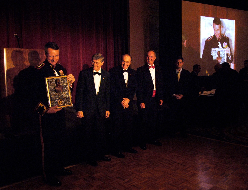 Marine Gen. Peter Pace Inducted into Gallery of Gyrene Greats