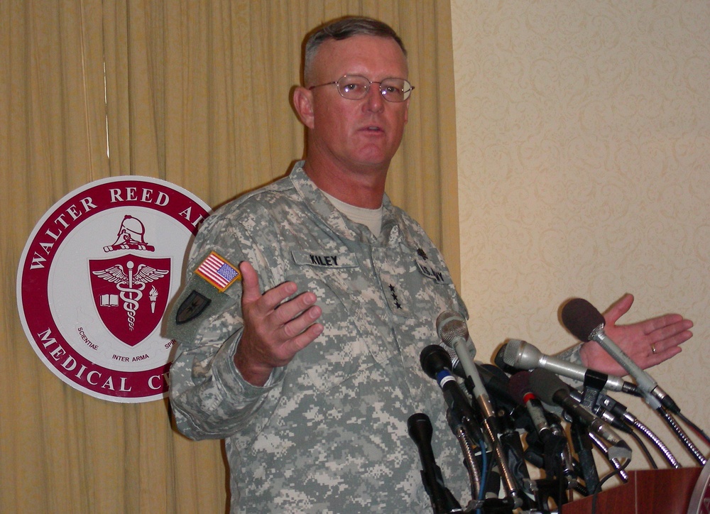 Army Surgeon General Promises Quick Fixes to Walter Reed Issues