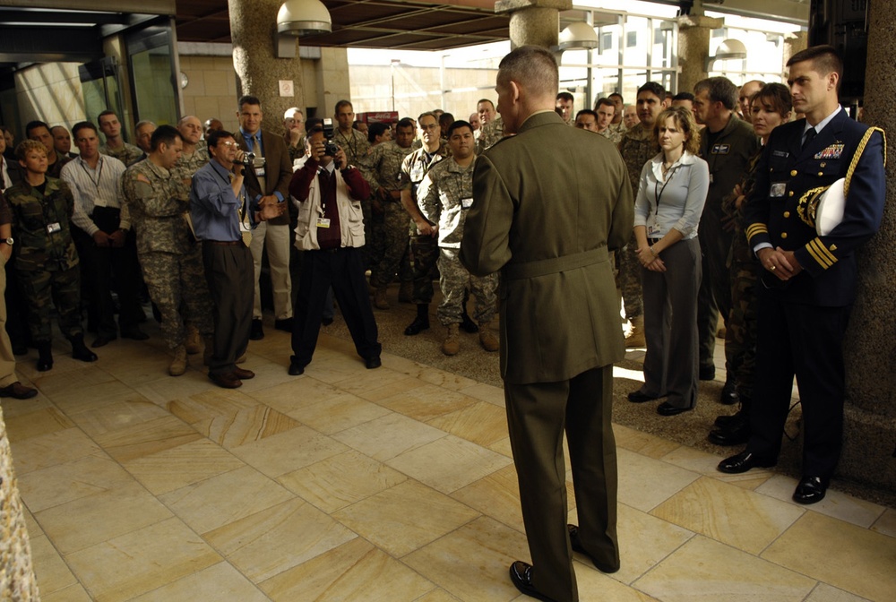 Pace Praises US Troops Assisting Colombian Military
