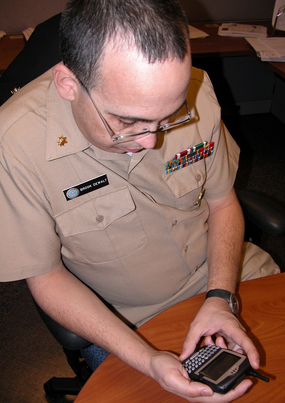 Defense Dept. Expands Mobile Access to Public, Internal Information