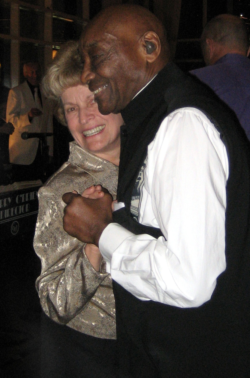 Legendary Lindy Hop Dancer Frankie Manning Showcases Moves at Holiday Event