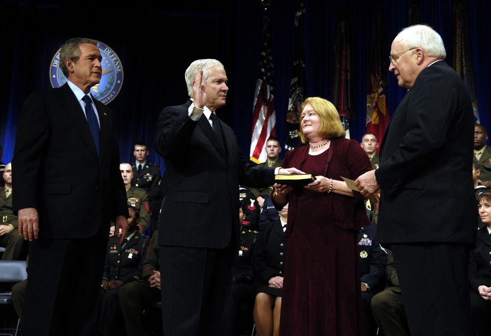Robert M. Gates Sworn In as 22nd Secretary of Defense