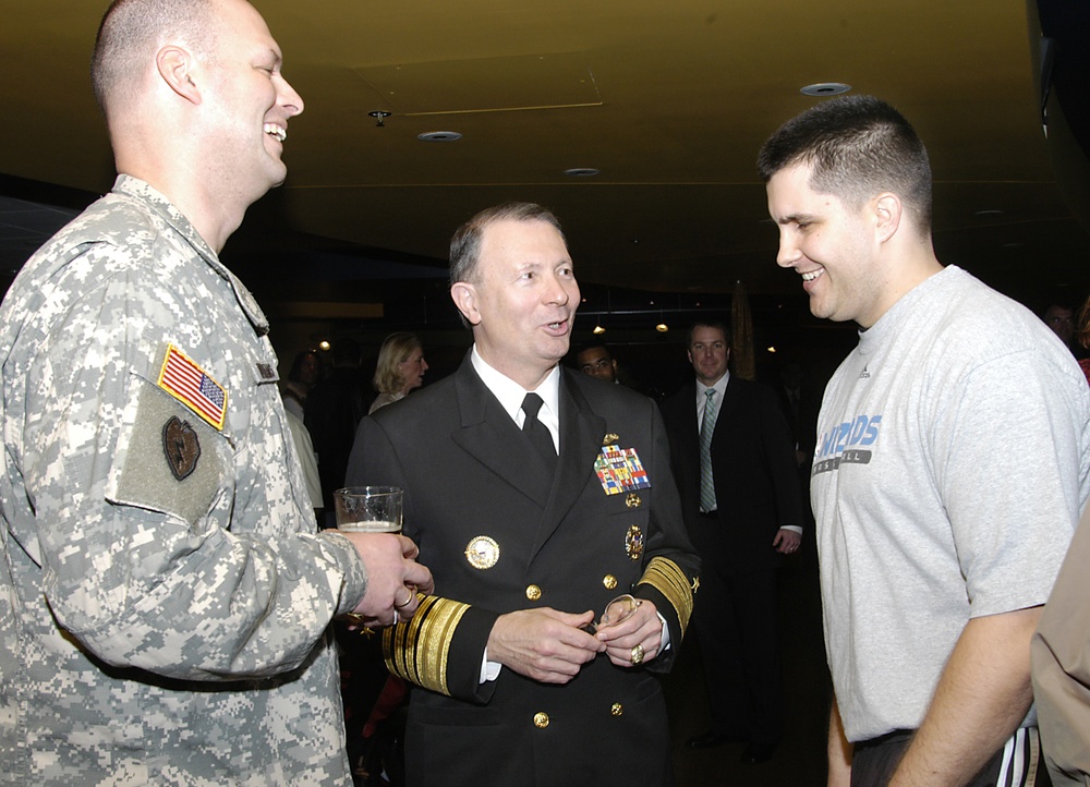Vice Chairman Thanks Wounded Soldier Before NBA Game