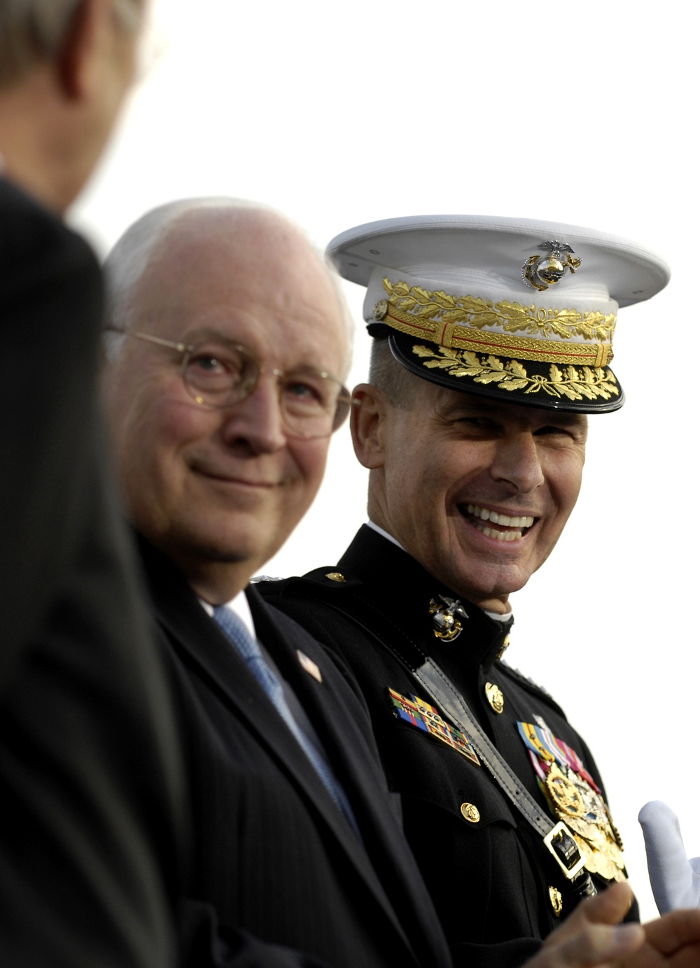 Rumsfeld Bids Farewell at Pentagon Ceremony