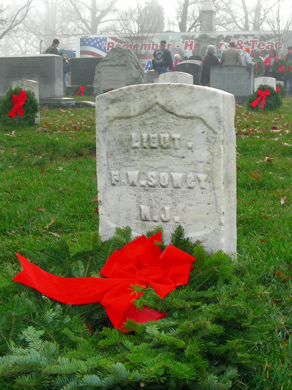 Wreaths Honor Veterans at Arlington National Cemetery