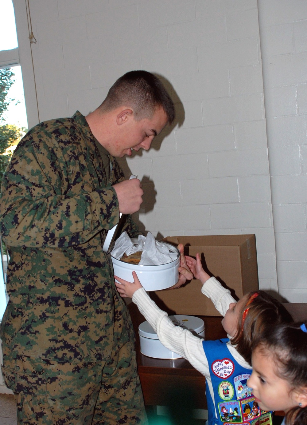Daisy Troop Delivers Cookies to Marines at Quantico