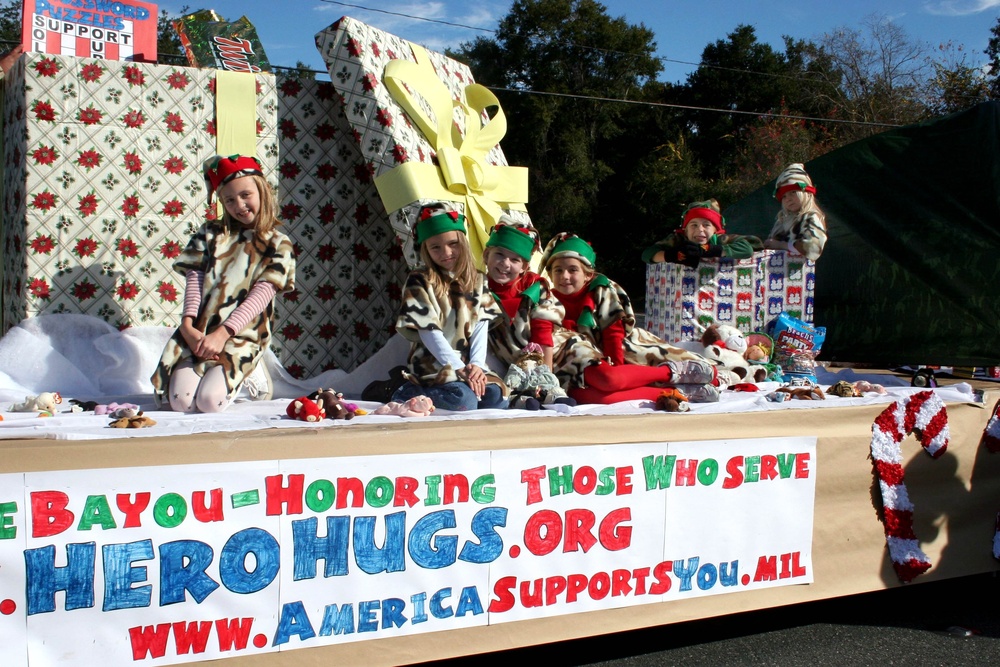 Camo Elves Spread Holiday Cheer for Troops