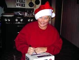 Silver Star Families of America Spreads Holiday Cheer to Wounded Troops