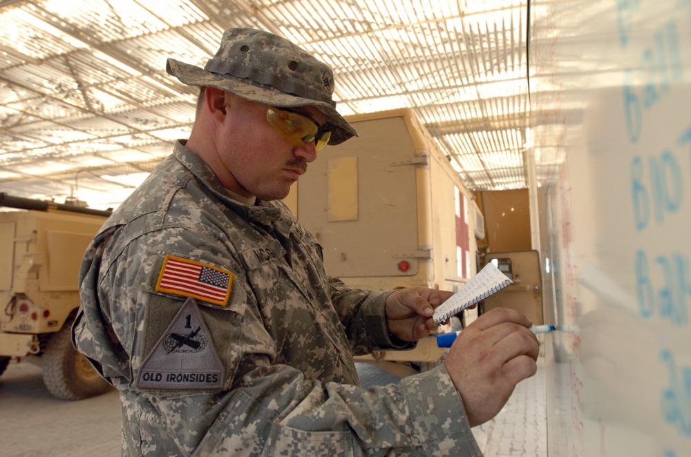 Army Mechanics Take Over Vehicle Maintenance Mission in Baghdad