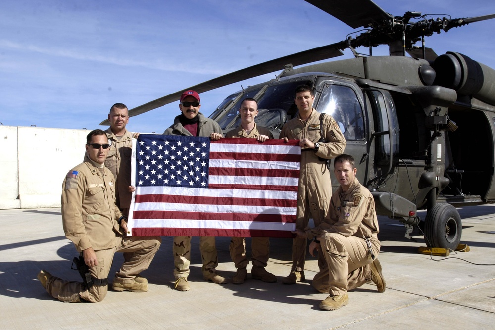 Country Singer Aaron Tippin Performs for Troops in Afghanistan
