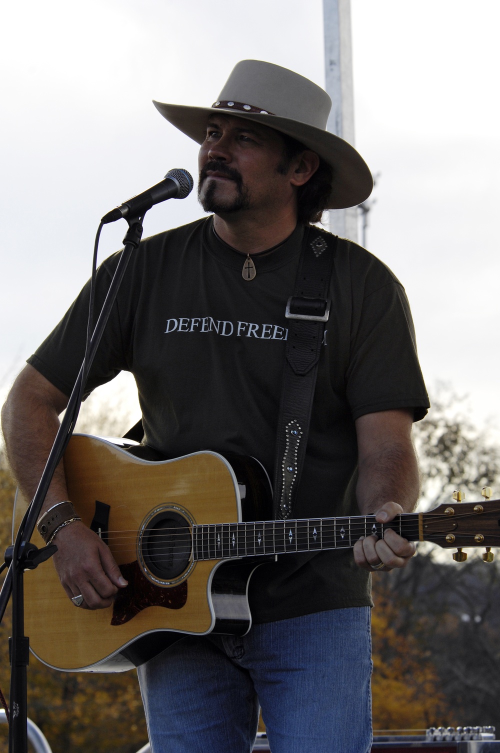 Kadillacs Perform at Welcome Home Picnic for 101st Airborne Division