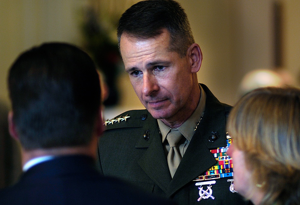 Gen. Pace Honors Fallen Soldiers' Families at Tribute Concert
