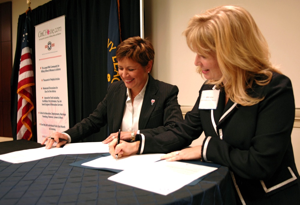 Barber and Leyva Sign Memorandum of Understanding for America Supports You