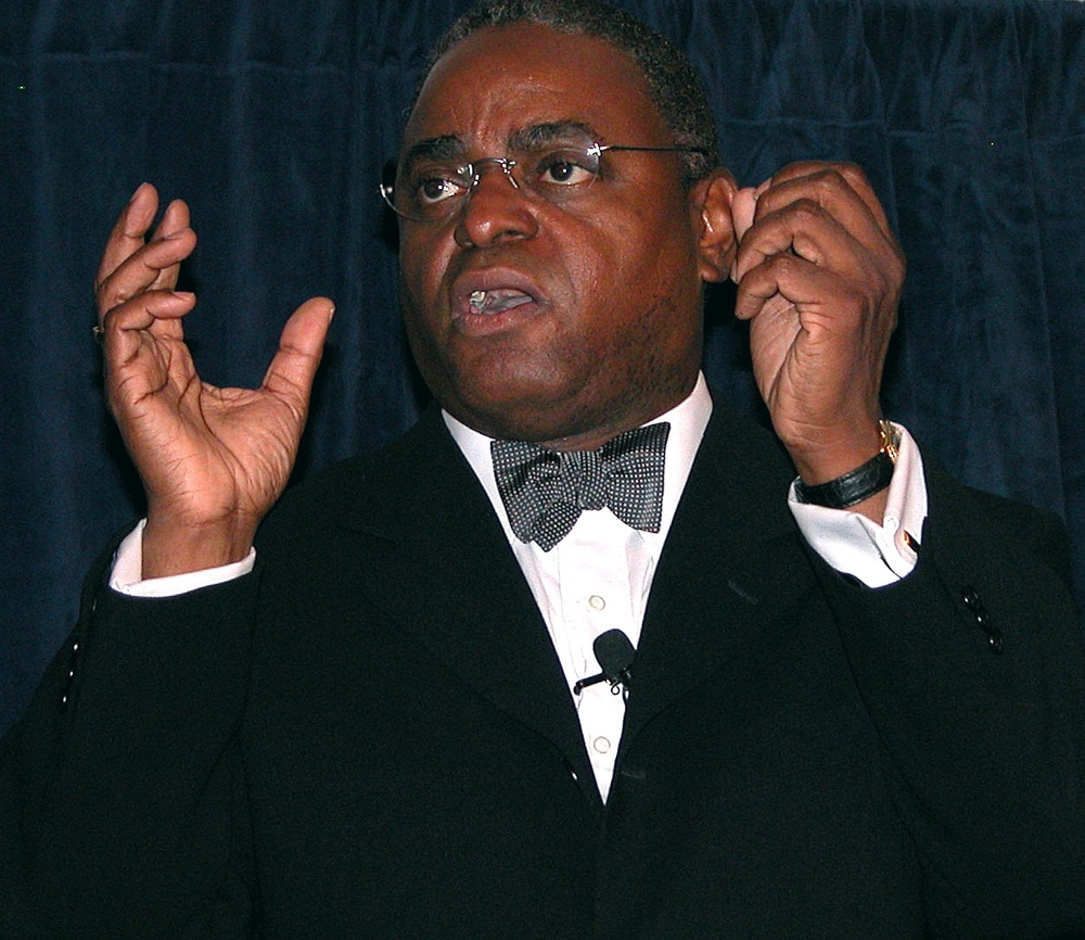 Financial Expert Encourages Military Families to Become Millionaires