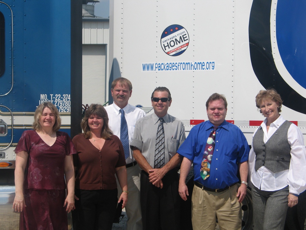 Carlyle Van Lines Becomes First National Sponsor of Packages from Home