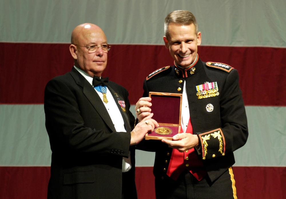 Marine Gen. Peter Pace Honored with Patriot Award