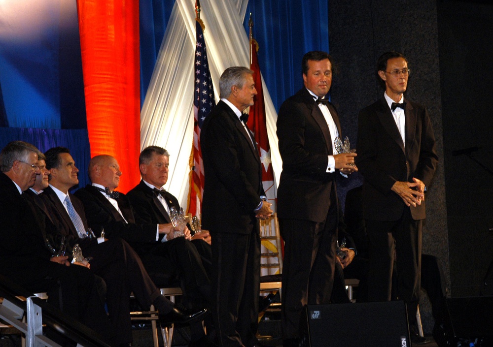 Allianz Life Insurance CEO Honored with Freedom Award