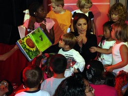 Gloria Estefan Reads to Military Families Aboard USS Theodore Roosevelt