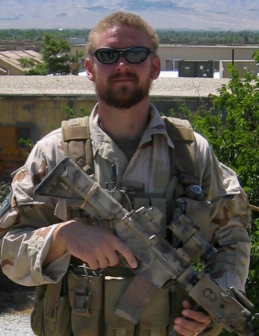 Navy SEAL Killed in Afghanistan Honored Posthumously