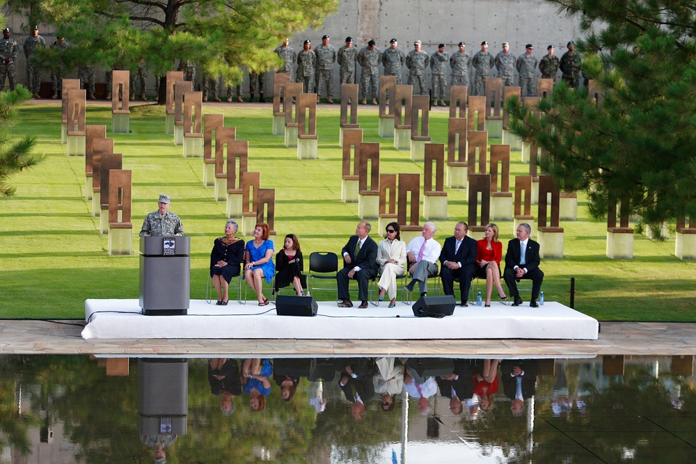 Oklahoma National Guardsman Shares Son's Iraq War Experience