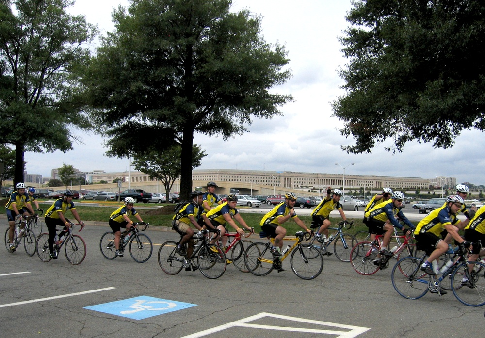 Bicyclists Complete 272-Mile Ride from 9/11 Site to Pentagon