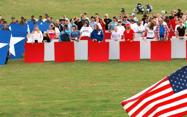 Virginians Honor 9/11 Victims with Human Flag at Mount Trashmore Park