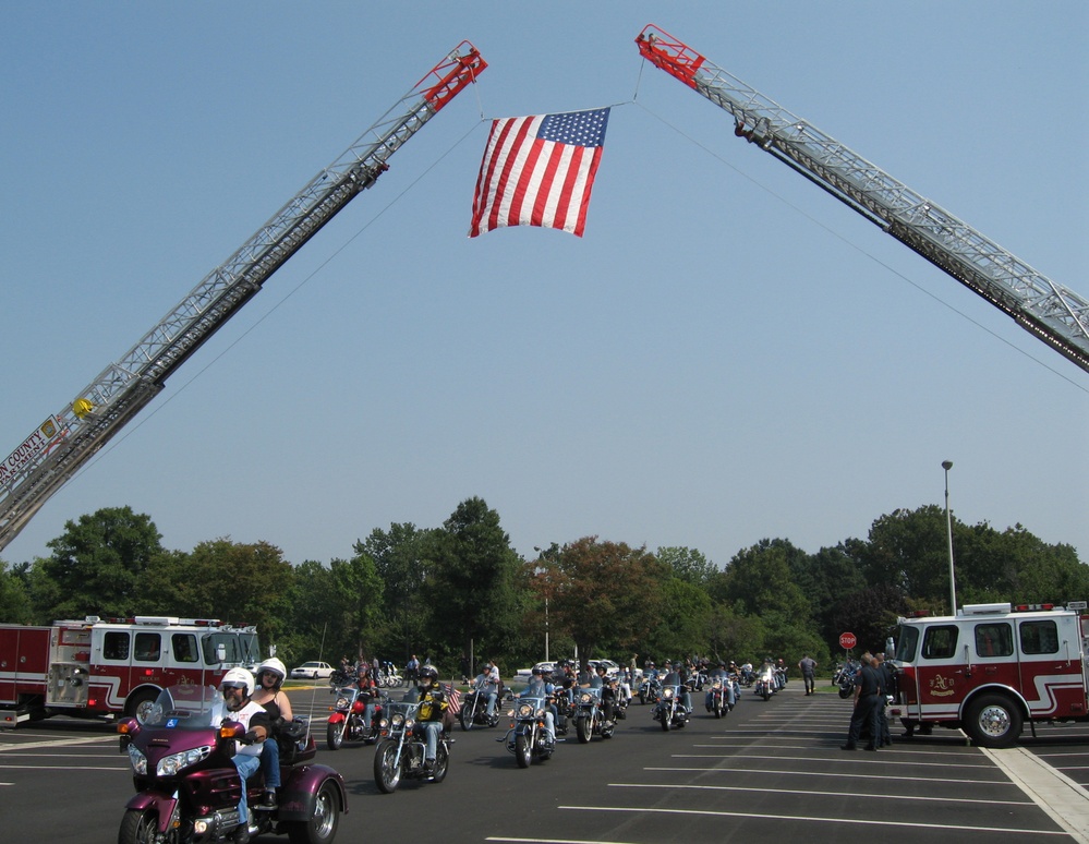 Motorcycle Riders Commemorate 9/11 Victims at Pentagon