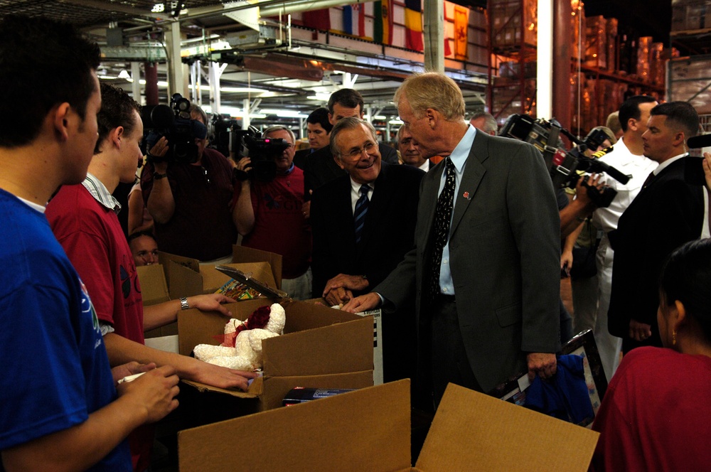 Rumsfeld Jokes with Operation Give Founder During Utah Visit