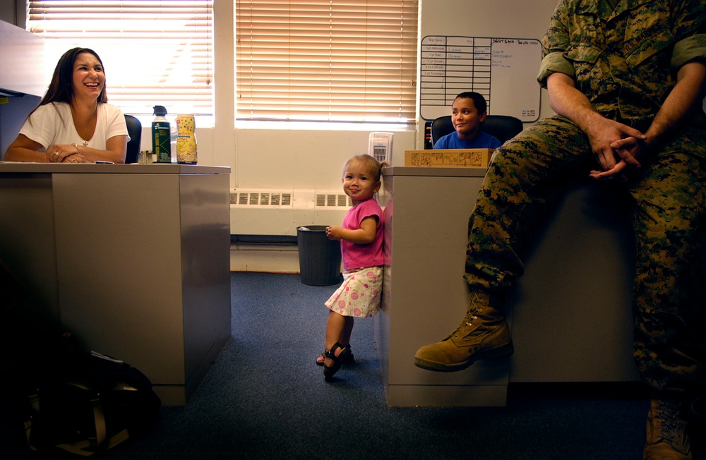 Marine Family Prepares for Deployment with 15th MEU
