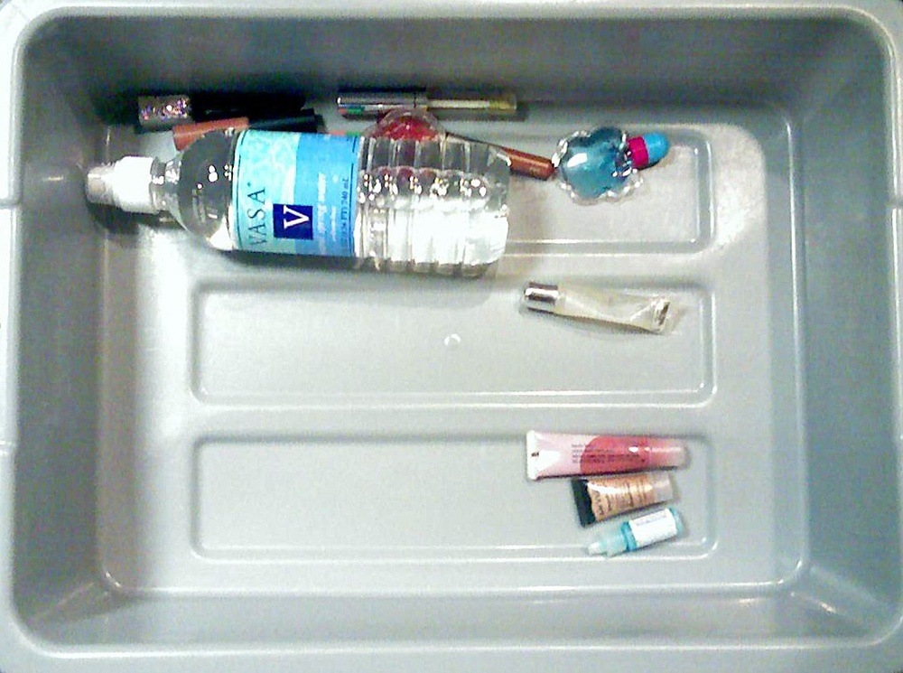 National Guard Confiscates Banned Items at Airport Security Checkpoints