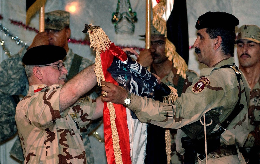 Iraqi Army Division Unveils Colors in Tikrit Ceremony