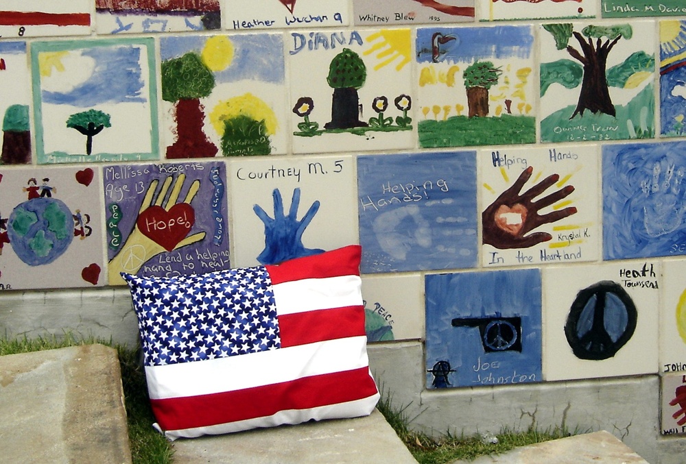 Patriotic Pillow Project Supports Wounded Veterans in Oklahoma City