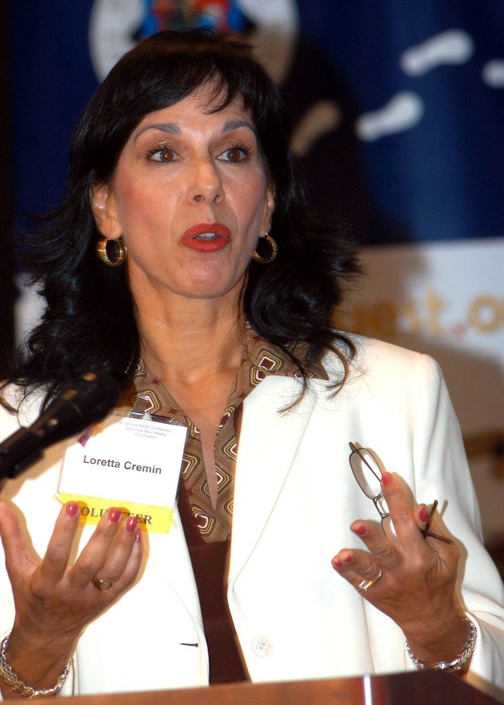 Military Mom Shares SchoolQuest Experiences at Education Conference