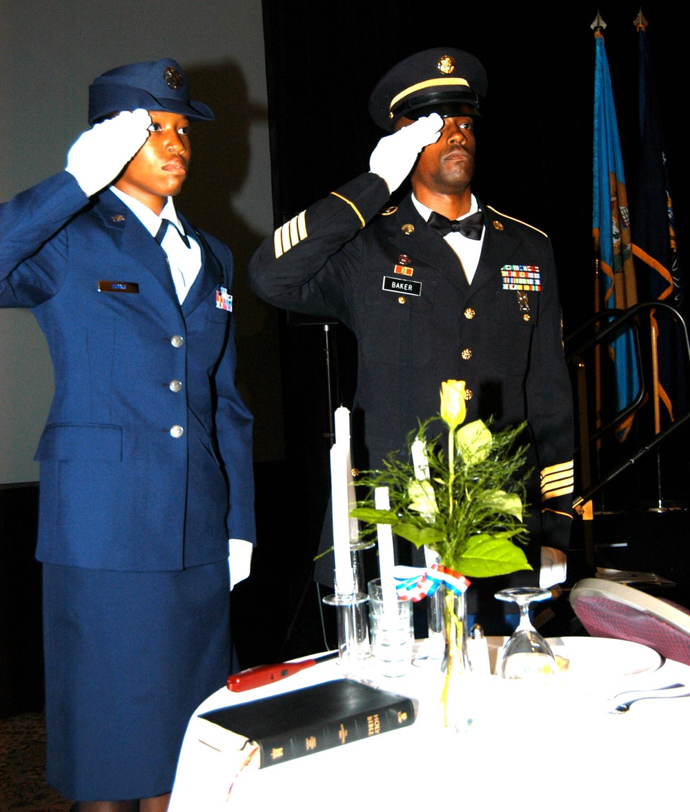 Military Members Honored at NAACP Armed Services Awards Dinner