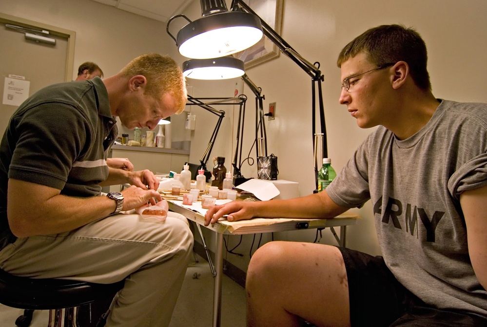 Minnesota Guardsman Receives New Prosthetic Hand at Walter Reed
